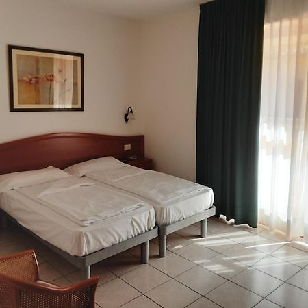 Hotel Florida Limone sul Garda Exterior photo